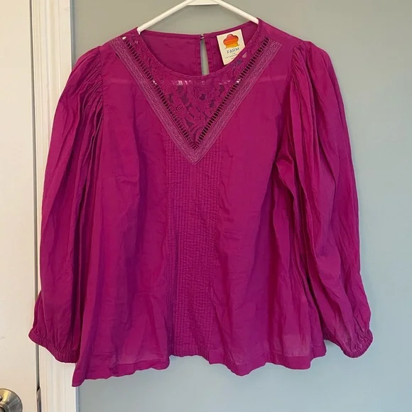 FARM Rio Anthropologie "Kelsie" Magenta V-Neck Boho Colorful Puff Sleeve Blouse - Picture 2 of 15